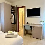 Bed & Breakfast La Del Golfo 4*