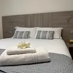 La Del Golfo Bed & Breakfast 4*