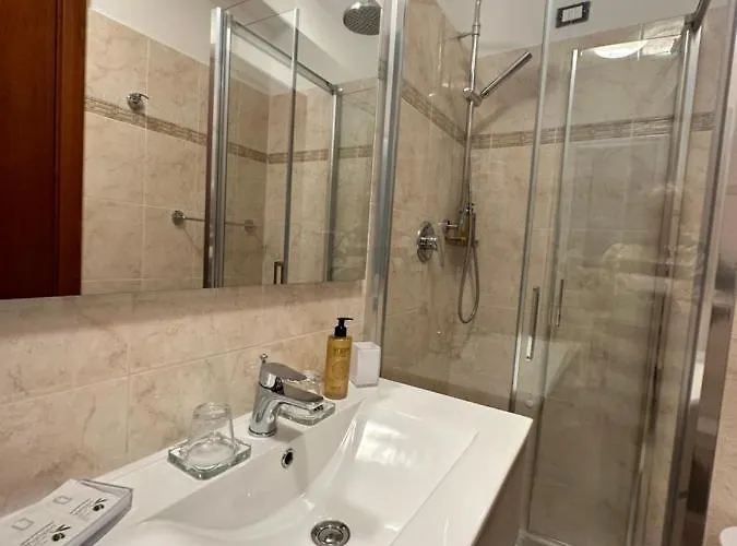 La Del Golfo Bed & Breakfast 4*